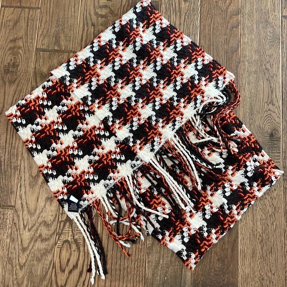 Banana Republic Scarf. EUC